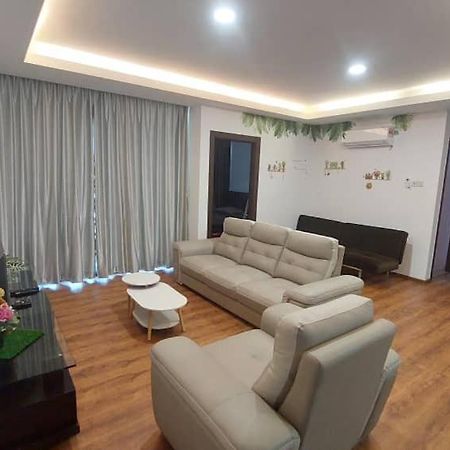 Apartamento Viva City Magamall Jazz 1 53 Kuching Exterior foto