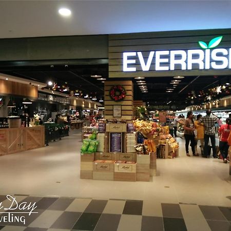 Apartamento Viva City Magamall Jazz 1 53 Kuching Exterior foto